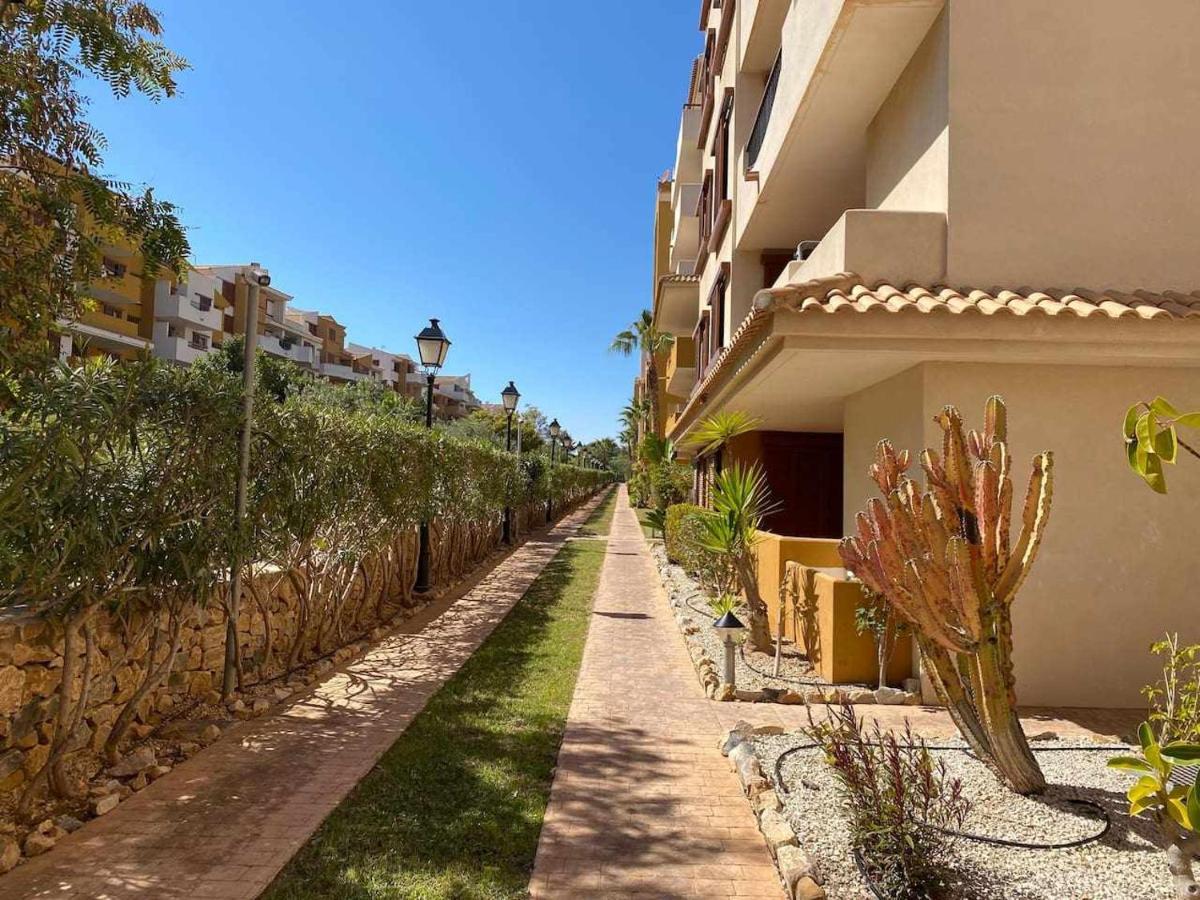 Acogedor Apartamento Al Lado De La Playa อาลิกันเต ภายนอก รูปภาพ