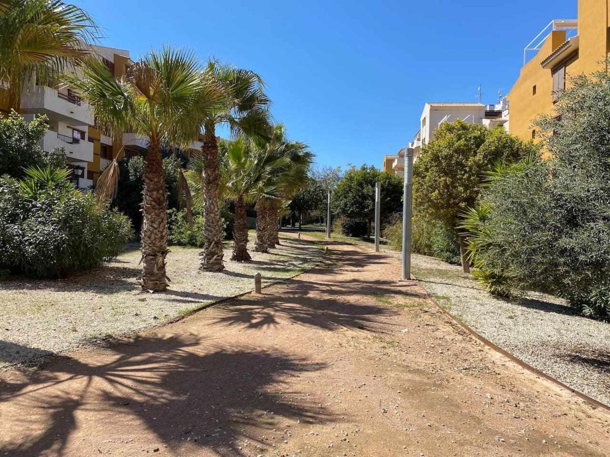 Acogedor Apartamento Al Lado De La Playa อาลิกันเต ภายนอก รูปภาพ